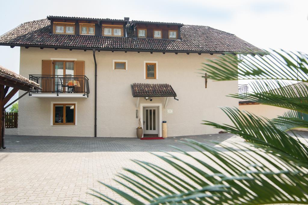 Garni Gartenheim Калдаро Екстериор снимка